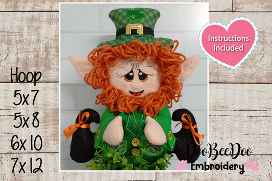 Gnome Saint Patrick Sitting Ornament - ITH Project - Machine Embroidery Design