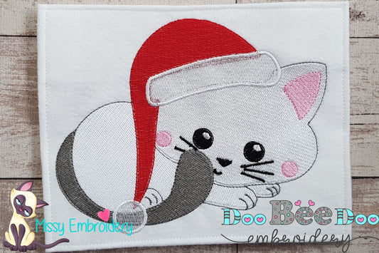 White Christmas Kitty - Fill Stitch