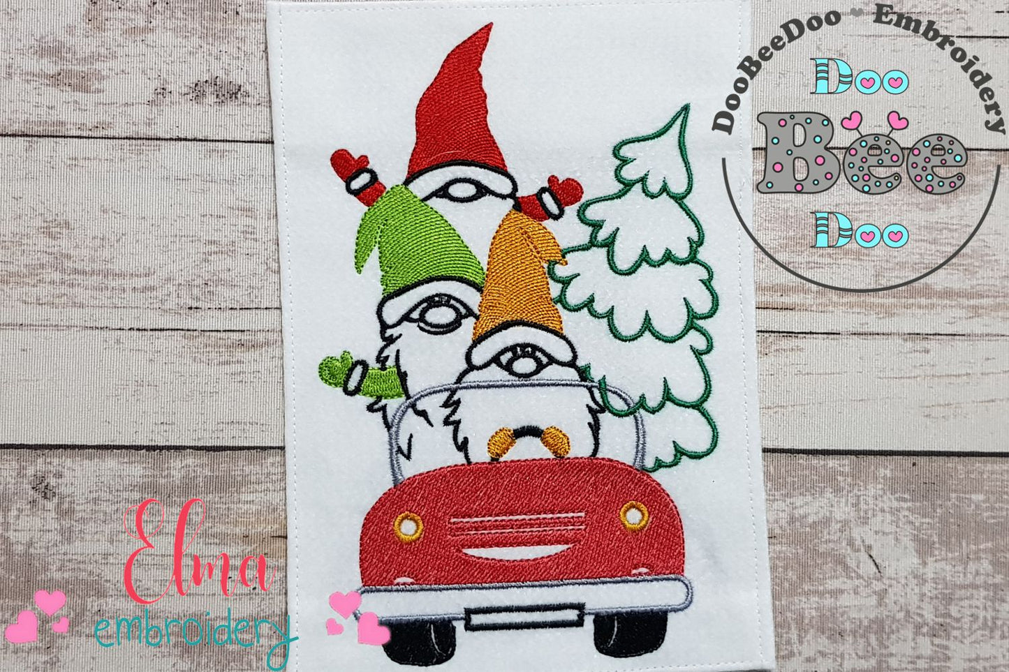 Christmas Gnomes Driving a Car - Fill Stitch