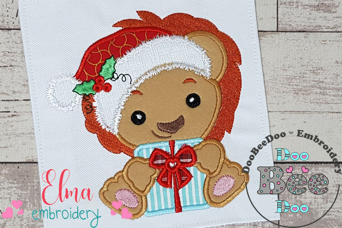 Santa Lion Holding a Gift - Applique