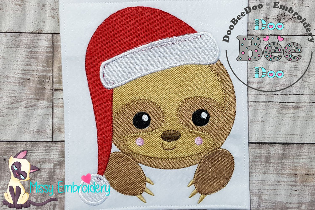 Christmas Baby Sloth Face - Fill Stitch