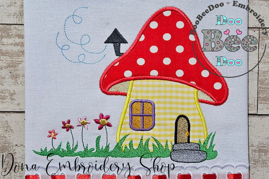 Mushroom House 1 - Applique