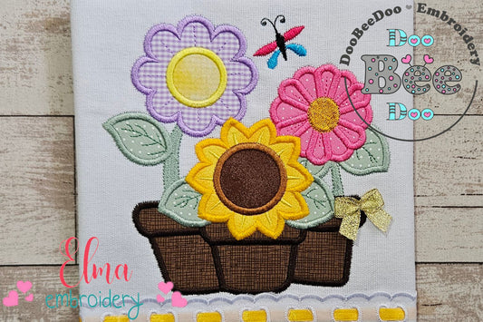 Three Flowers in the Vase - Applique