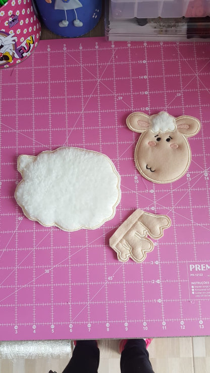 Farm Sheep Ornament - ITH Project - Machine Embroidery Design