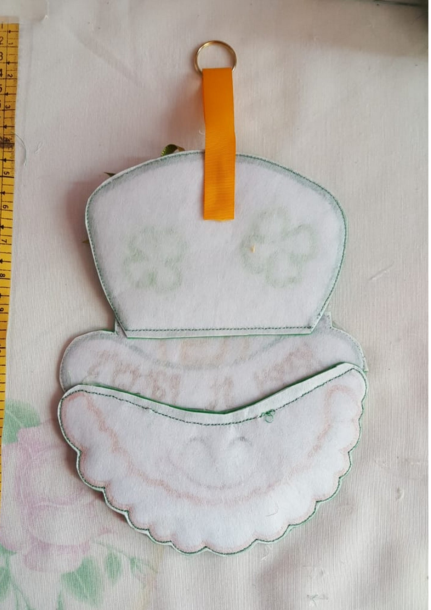 Saint Patrick's Gnome Face Ornament - ITH Project - Machine Embroidery Design